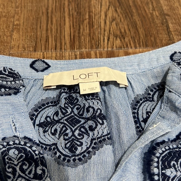 Blue patterned button down - Picture 3 of 4